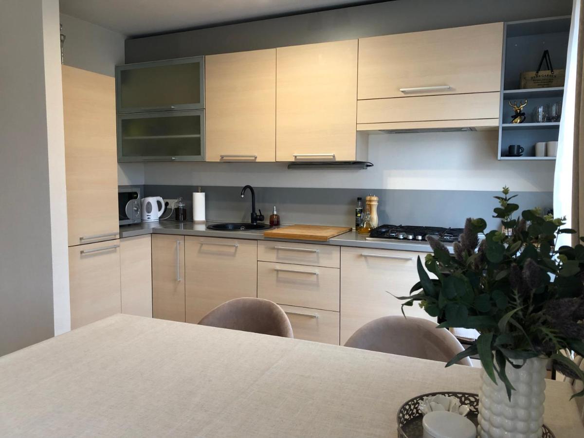 Upes Apartamenti Nr: 32 วัลเมียรา ภายนอก รูปภาพ